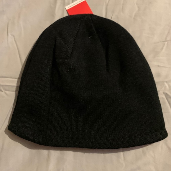 North face reversible beanie with hyvent technolgy - Picture 4 of 8